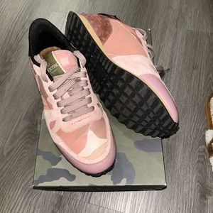 Valentino Garvani rock runner leather trainers